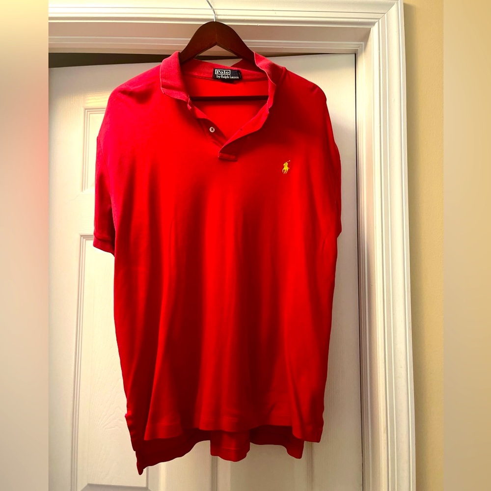 Men’s Ralph Lauren Polo Top, size Large. good condition